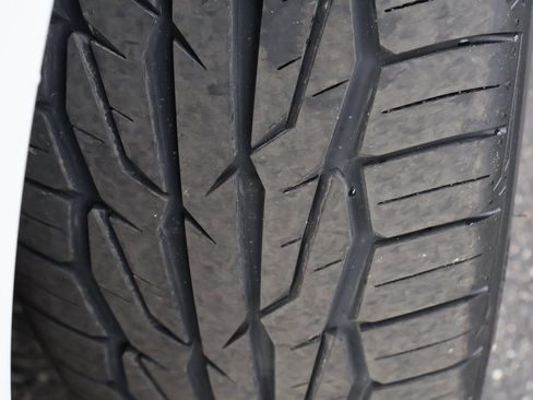 Certified 2020 Toyota Camry SE image 11