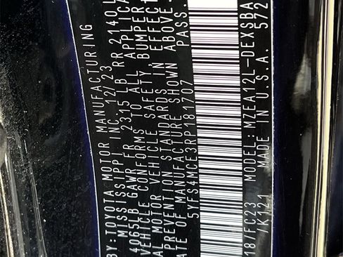 Used 2024 Toyota Corolla SE image 29