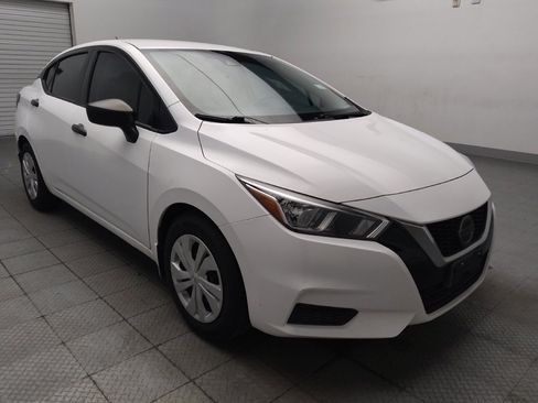 Used 2021 Nissan Versa S FWD image 13