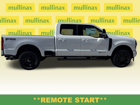 New 2026 Ford F250 Lariat w/ Black Appearance Package image 17