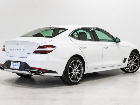 Used 2025 Genesis G70 2.5T AWD/4WD image 31