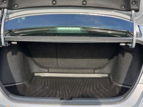 Used 2024 Honda Accord Touring image 12