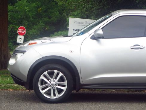 Used 2012 Nissan Juke SL AWD/4WD image 27