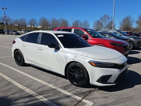 Used 2024 Honda Civic Sport image 9