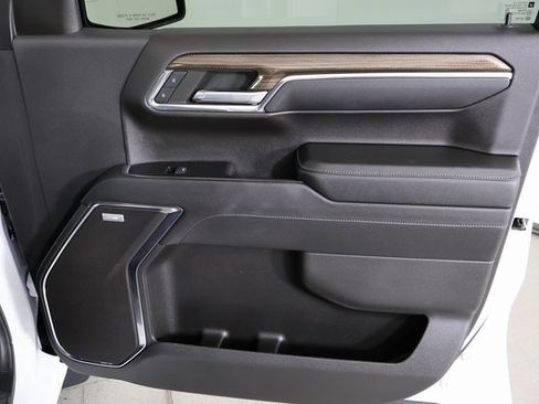 Used 2024 Chevrolet Silverado 1500 RST w/ Convenience Package II image 13