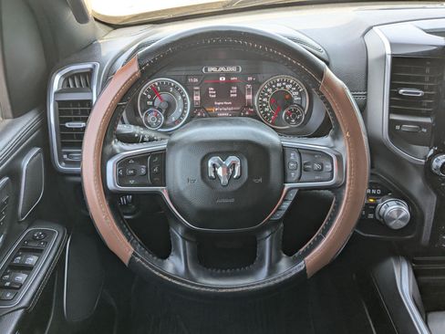 Used 2020 RAM 1500 Laramie AWD/4WD image 18