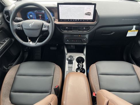 New 2025 Ford Bronco Sport Outer Banks w/ Outer Banks Tech Package+ image 2