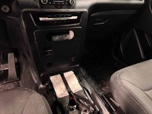 Used 2021 Ford Explorer 4WD Police Interceptor image 14