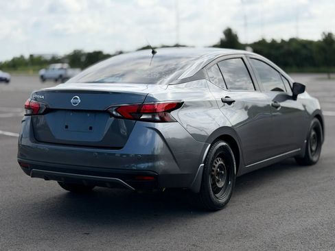 Used 2020 Nissan Versa S FWD image 5