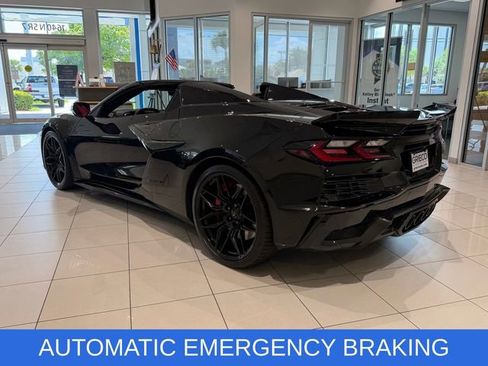 Used 2025 Chevrolet Corvette Z06 w/ Stealth Interior Trim Package RWD image 5