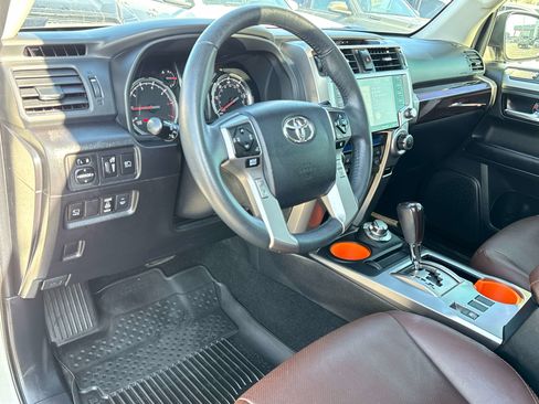 Used 2022 Toyota 4Runner Limited image 11