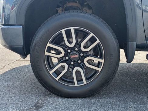 Used 2019 GMC Sierra 1500 AT4 w/ AT4 Premium Package AWD/4WD image 10