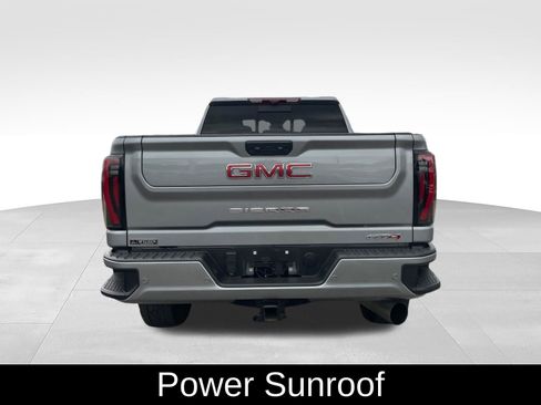 Used 2025 GMC Sierra 2500 AT4 AWD/4WD image 7