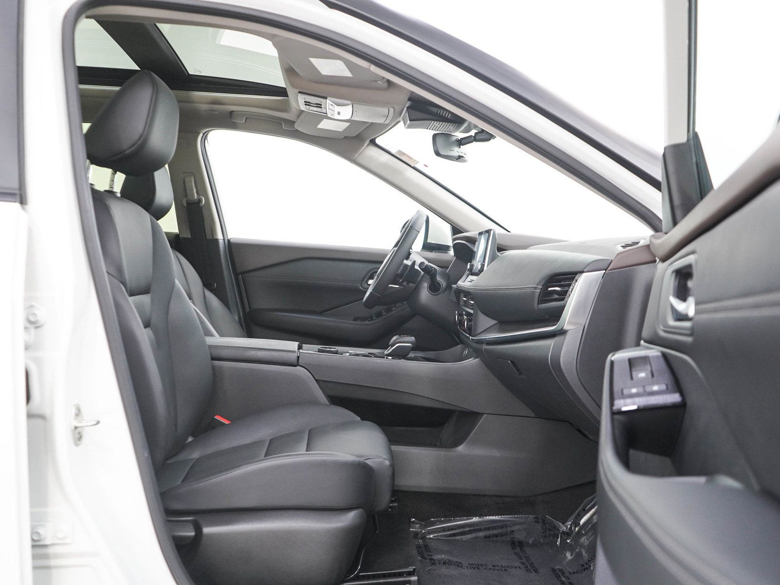 Used 2023 Nissan Rogue SV w/ SV Premium B Package AWD/4WD image 12