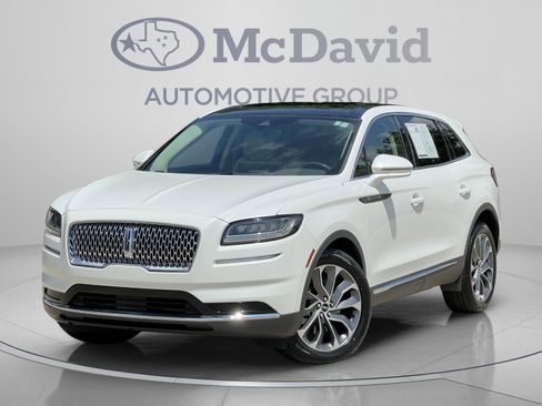 Certified 2022 Lincoln Nautilus Reserve AWD/4WD image 1