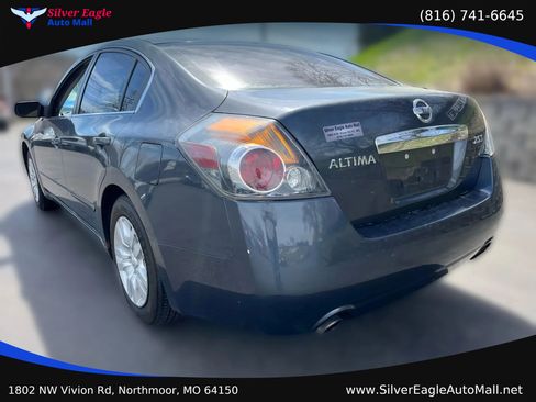 Used 2010 Nissan Altima 2.5 S FWD image 3