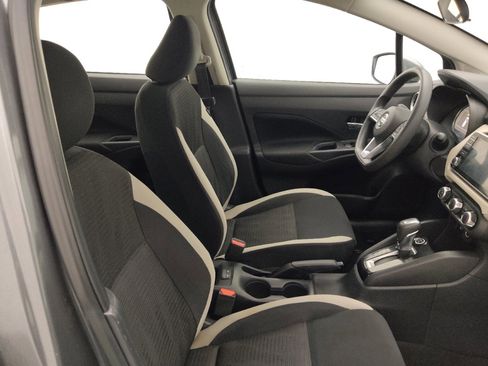 Used 2021 Nissan Versa SV image 21