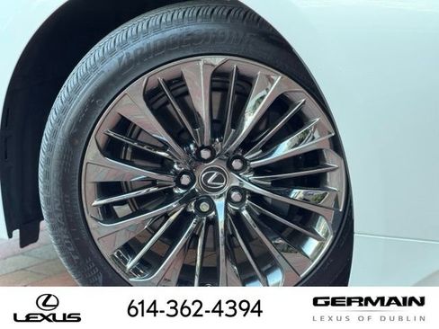 Certified 2022 Lexus LS 500 AWD w/ Luxury Package image 16