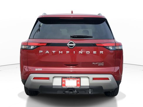 Used 2023 Nissan Pathfinder Platinum w/ Cargo Package AWD/4WD image 5