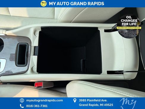 Used 2024 Chevrolet Malibu LT FWD image 28