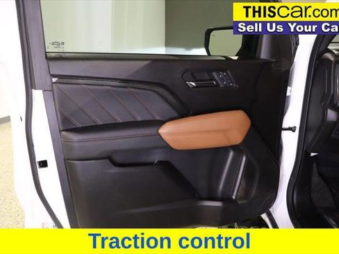 Used 2024 GMC Canyon AT4 w/ AT4 Premium Package image 26