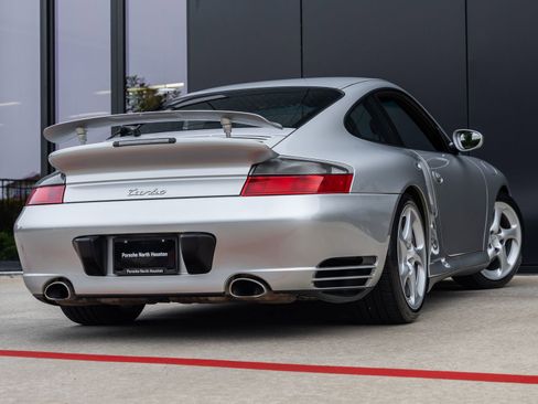 Used 2001 Porsche 911 Turbo AWD/4WD image 12