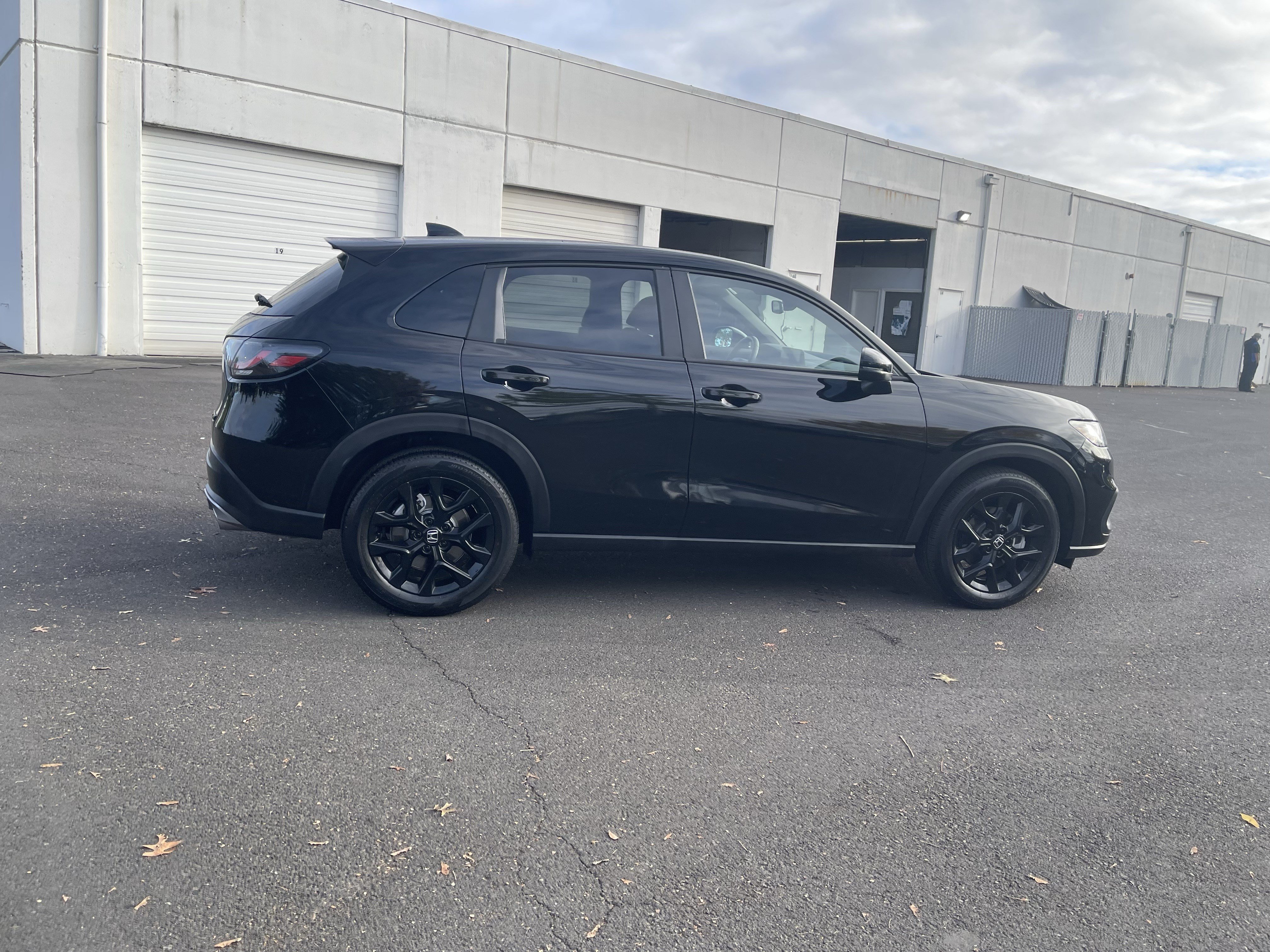 Used 2025 Honda HR-V Sport image 6