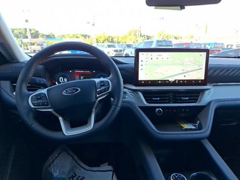 New 2026 Ford Explorer Active AWD/4WD image 26