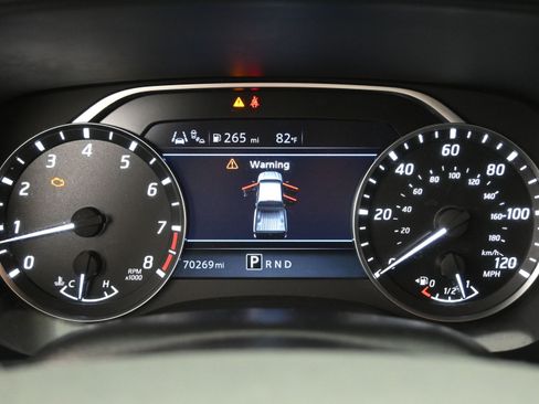 Used 2022 Nissan Frontier SV w/ Technology Package RWD image 16