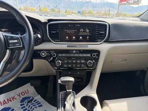 Certified 2022 Kia Sportage EX AWD/4WD image 26