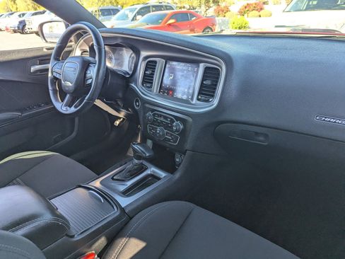 Used 2019 Dodge Charger GT w/ Blacktop Package image 12