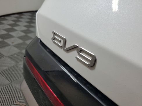 Used 2024 Kia EV9 Land AWD/4WD image 7