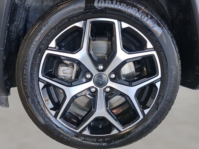 Used 2025 Jeep Compass Limited AWD/4WD image 23