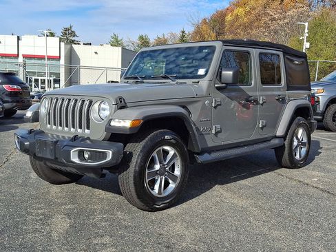 Used 2018 Jeep Wrangler Unlimited Sahara image 1