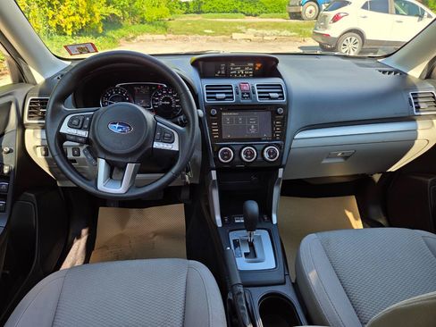 Used 2017 Subaru Forester 2.5i Premium AWD/4WD image 19