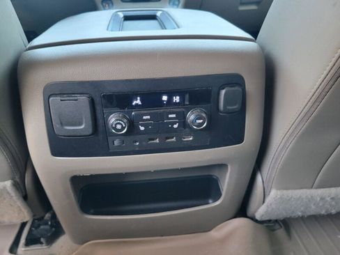 Used 2020 GMC Yukon SLT w/ Open Road Package image 24