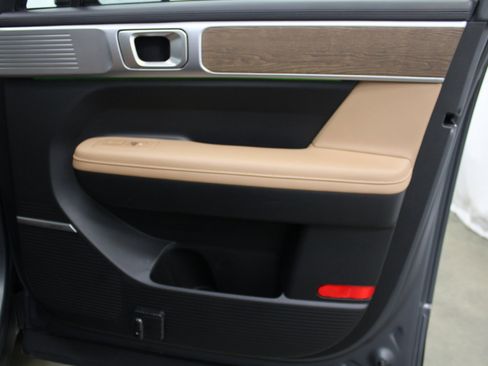 Used 2024 Hyundai Santa Fe Limited image 28