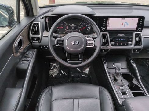 Used 2021 Kia Sorento EX w/ EX AWD X-Line Package image 16