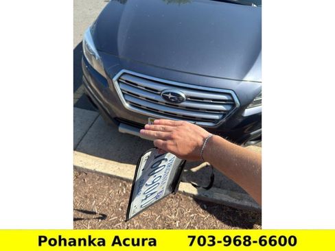 Used 2016 Subaru Outback 2.5i Limited AWD/4WD image 2