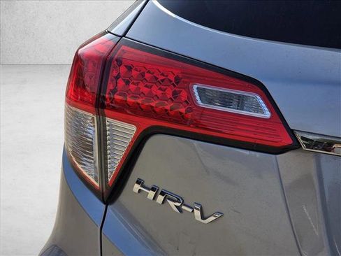 Used 2019 Honda HR-V EX-L image 11