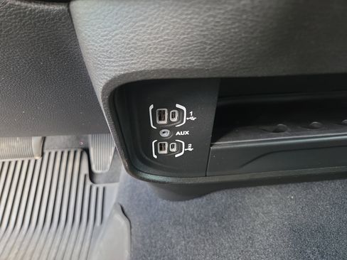 Used 2022 RAM 2500 Tradesman AWD/4WD image 24