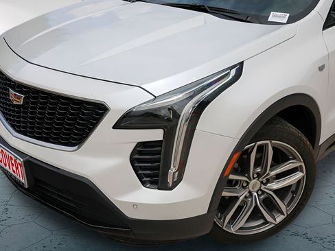 Used 2019 Cadillac XT4 Sport FWD image 3