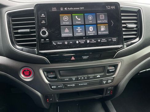 Certified 2025 Honda Ridgeline RTL image 18