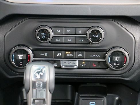 New 2026 Ford Bronco Outer Banks AWD/4WD image 19