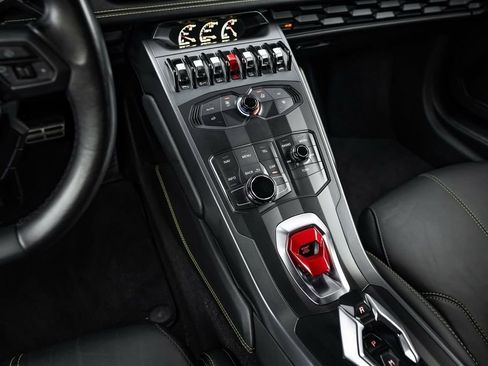 Used 2017 Lamborghini Huracan LP 580-2 image 15