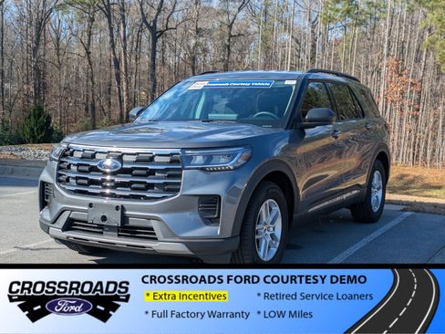 New 2025 Ford Explorer Active image 6