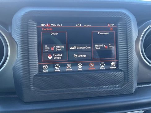 Used 2023 Jeep Gladiator Sport image 20