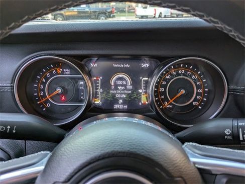 Used 2021 Jeep Gladiator Overland w/ Popular Equipment Package image 25