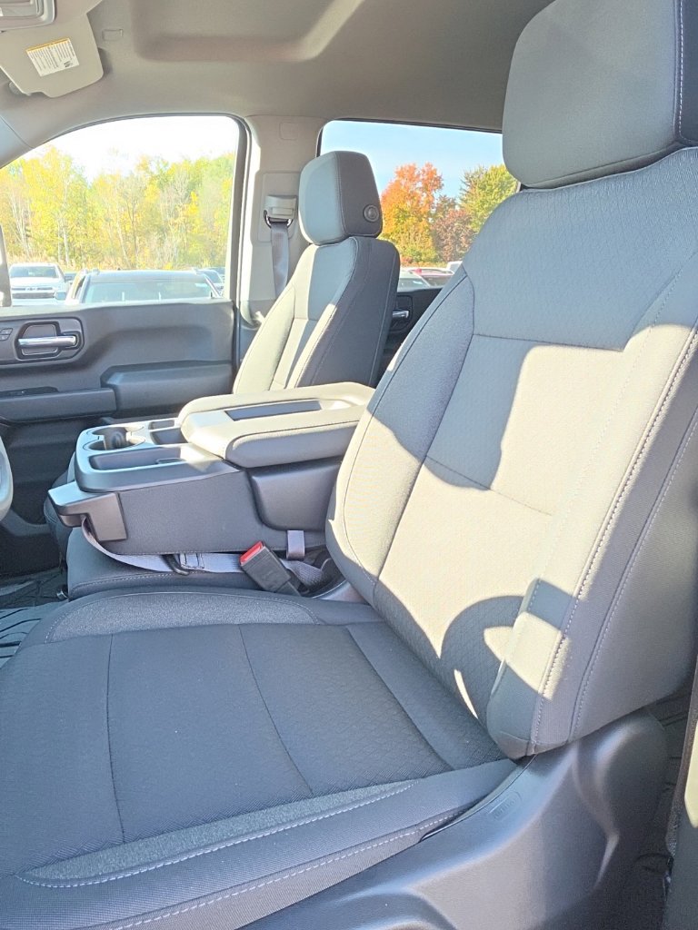 New 2026 Chevrolet Silverado 2500 Custom w/ Custom Value Package AWD/4WD image 16