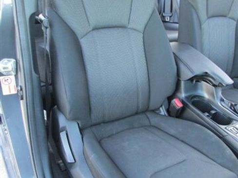 Used 2018 Subaru Impreza 2.0i Premium w/ Eyesight & BSD & Rcta image 17